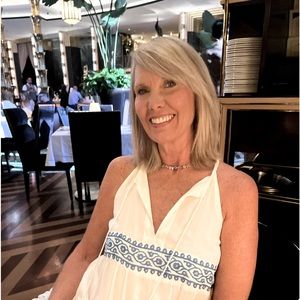 Meet your Posher, Valerie